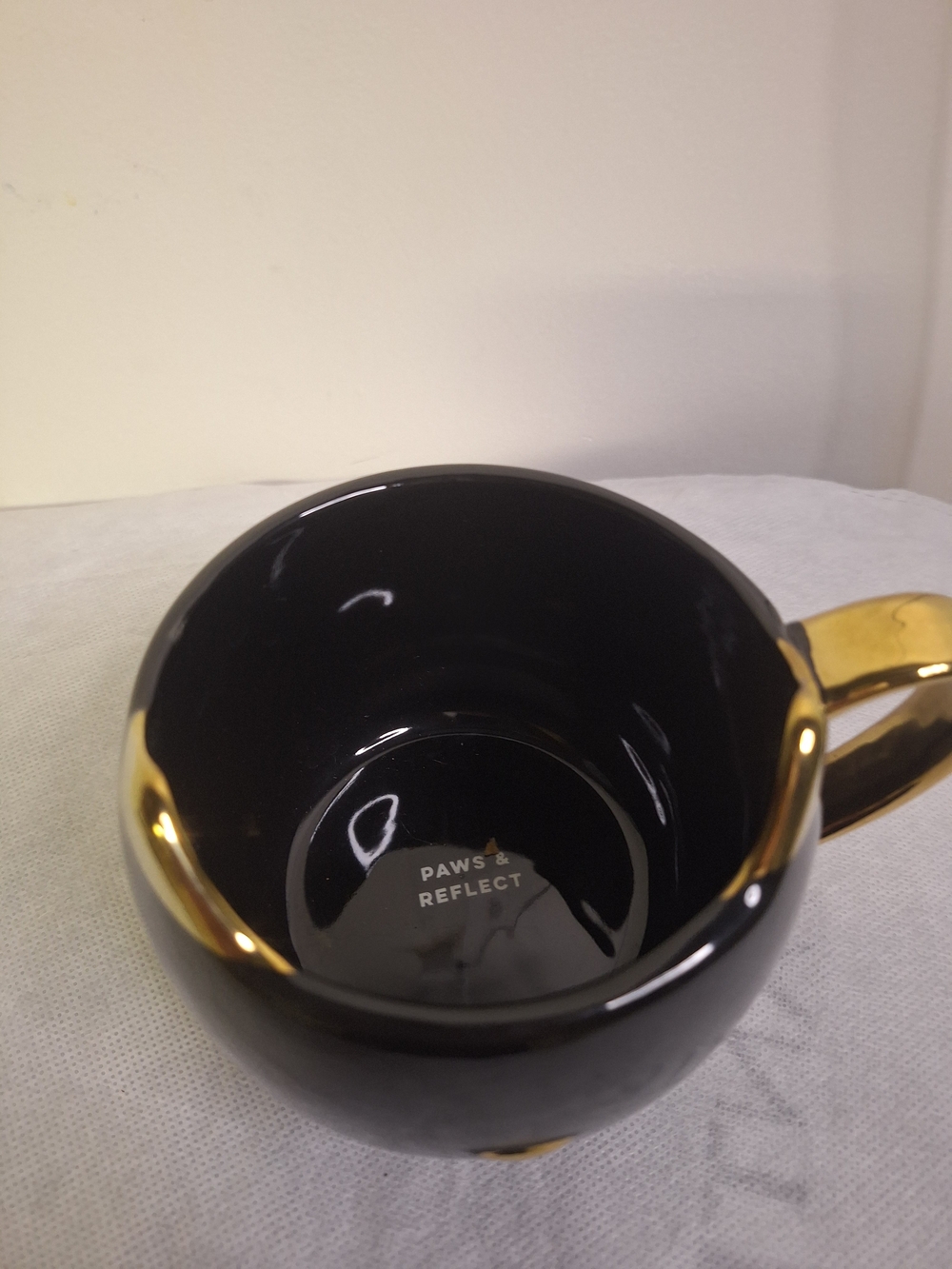 Pinky Up- Black and Gold Cat-Shaped Ceramic Mug - Picture 3 of 7